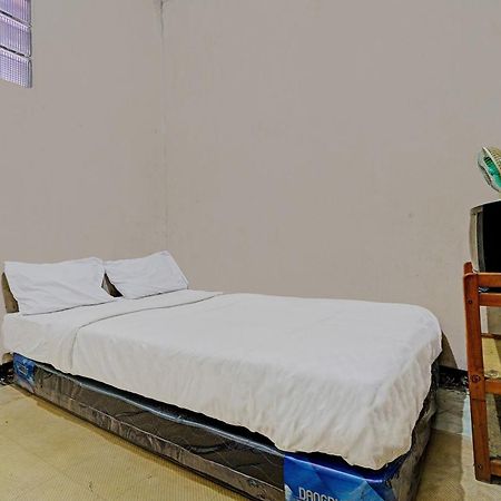 Oyo Life 92709 Kost Teras Cikapundung Syariah Hotel Bandung Exterior photo