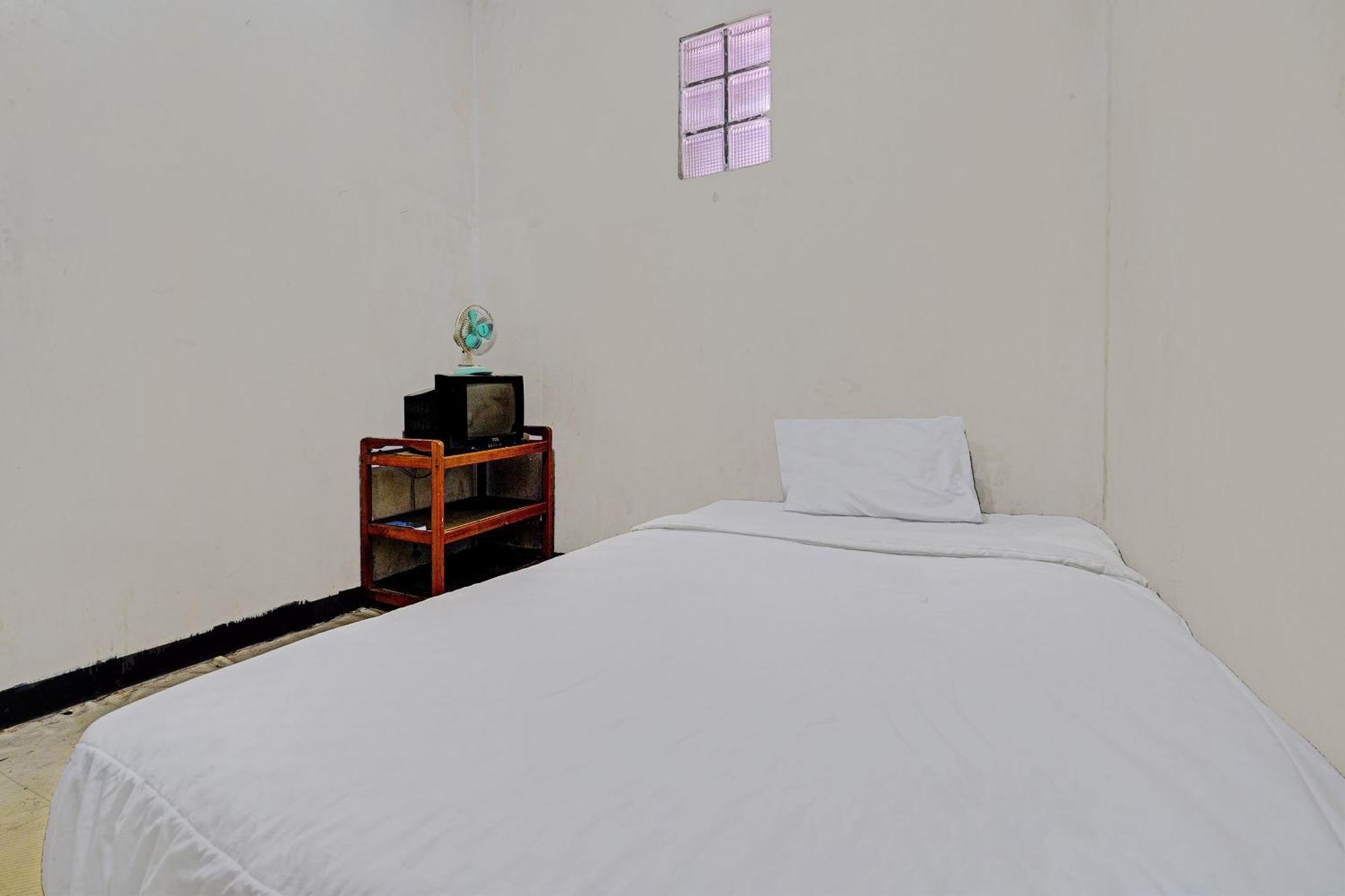 Oyo Life 92709 Kost Teras Cikapundung Syariah Hotel Bandung Exterior photo