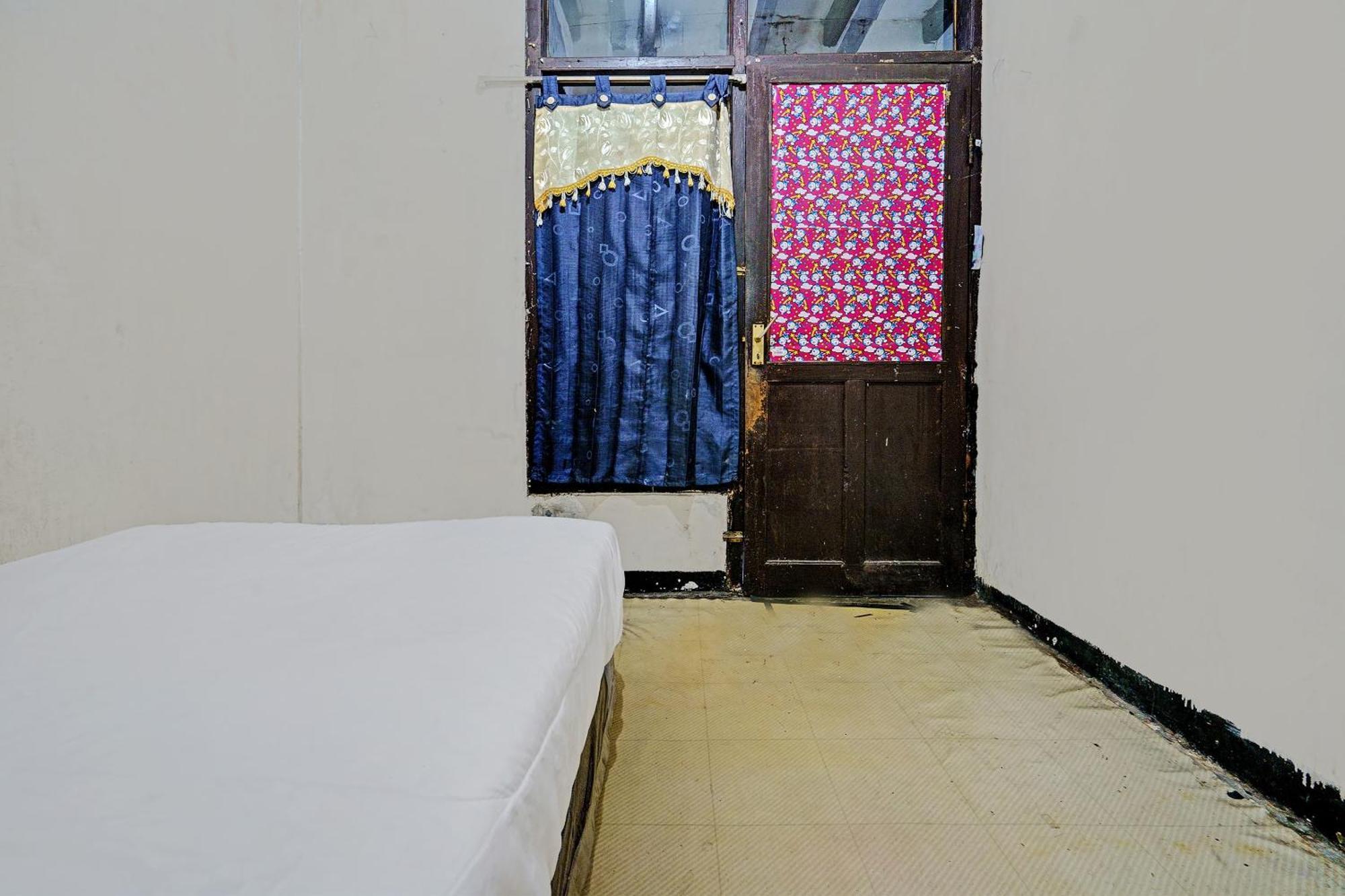Oyo Life 92709 Kost Teras Cikapundung Syariah Hotel Bandung Exterior photo